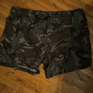 Men’s camo shorts